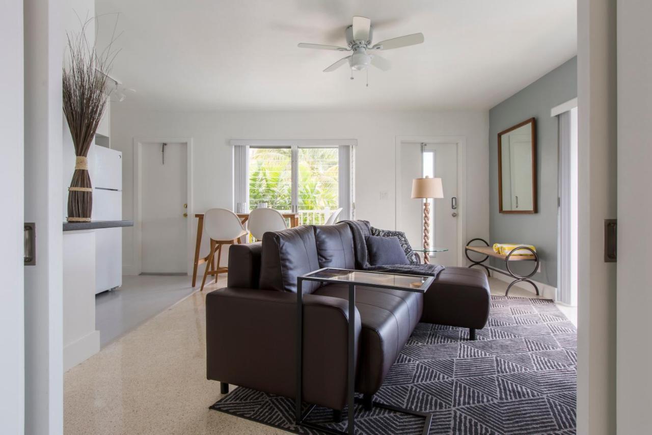 Apartment Spectacular View On The Canal, Lauderdale, Very Clean, Free Parking & Wifi *
