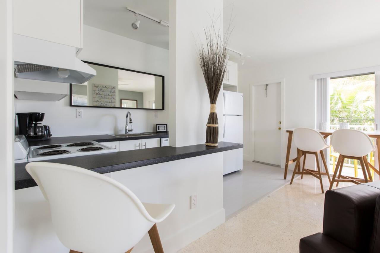 Apartment Spectacular View On The Canal, Lauderdale, Very Clean, Free Parking & Wifi *