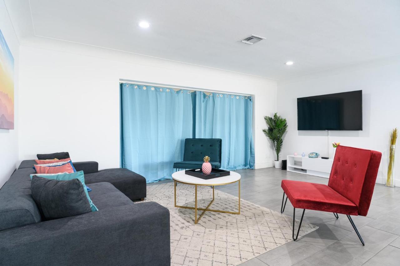 Luxury Casa 4 Bedrooms With Pool & Game 15 Mins To Ocean *