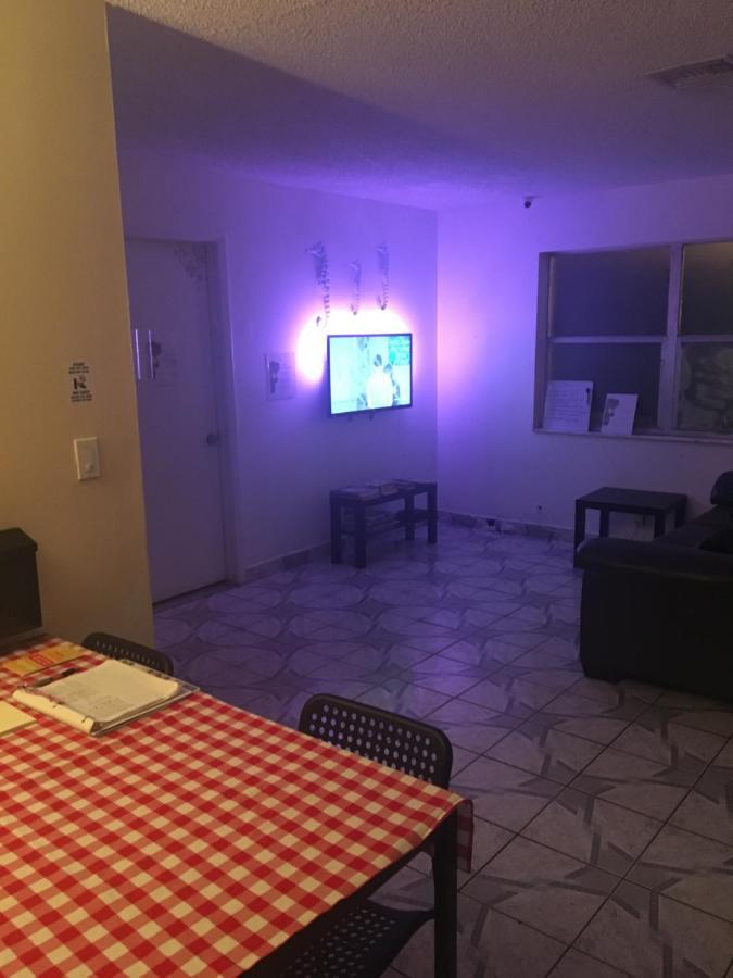 Crocodhouse Early Check In Free Parking 7 Years Hosting In Laud Hostel *