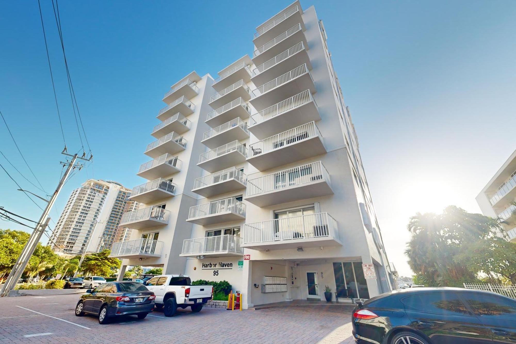 Apartment Harbor Haven 805