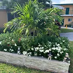 Bali Hai Motel