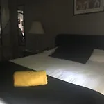 Inn Leather Guest House-Gay Male Only