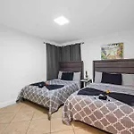 Lakefront Retreat Villa Water View Fishing Casino