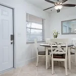 Heart Of Wilton 2 Recently Remodeled