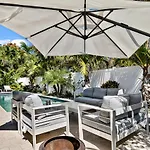 Beach Bliss 10 Mins To Waves, 3Br Oasis With Pool