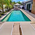 Beach Bliss 10 Mins To Waves, 3Br Oasis With Pool