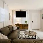 Perfect Beach Escape 1Bd/1Bath Close To Everything