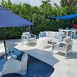 Casa806 Men Only Guest House