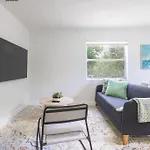 Lovely 2 Bed 1 Bath Near Las Olas W/Free Parking!