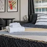 Relaxing Escape Oceanfront Pool Gem On The Beach