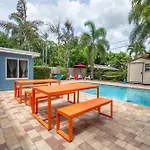 3Br Villa! Amazing Pool, Bbq, Billiards, Near Beach!!