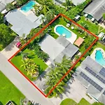 3Br 2Ba Home With Pool Near Nightlife And Beach!