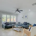Cozy Home In Ft Lauderdale With A Heated Pool