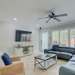 Cozy Home In Ft Lauderdale With A Heated Pool