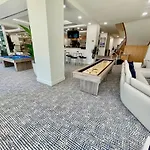 New Luxury Water Front Condo