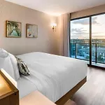 Cambria Hotel Fort Lauderdale Beach