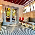 Double Rainbow Suites 24Th