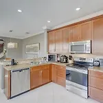 Mins To Las Olas With Heated Pool, Near Beach & Dining