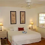 Worthington All Male Guesthouse