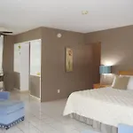 Granada Inn