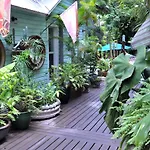 Pineapple Point Guesthouse & Resort - Gay Men\'S Resort