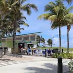 Ocean Mile Hotel
