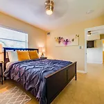Hainsley Apartments At 1115