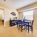 Hainsley Apartments At 1115
