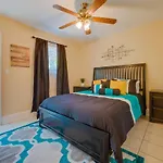 Hainsley Apartments At 1645