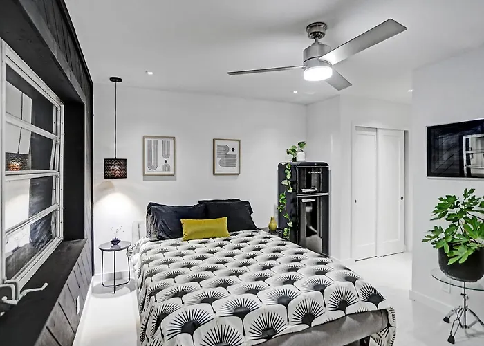 Stylish Luxury Tropical Junior Suite