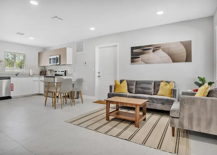 Sistrunk Shades Villas #2 New Downtown Fort Lauderdale Townhomes