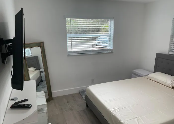 Cozy New Renovated Apartment