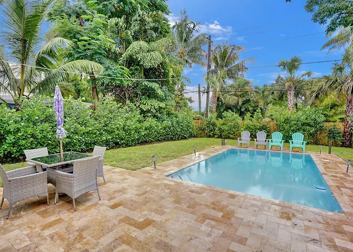 Private Tropical Oasis - Heated Pool For 1 To 6