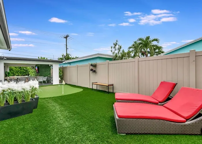 Lovely 2Br 2Ba Modern Flat With Vibrant Backyard