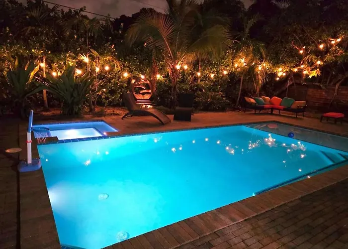 Spacious 4Br, 5 Min Chase Stadium, Pool & Jacuzzi