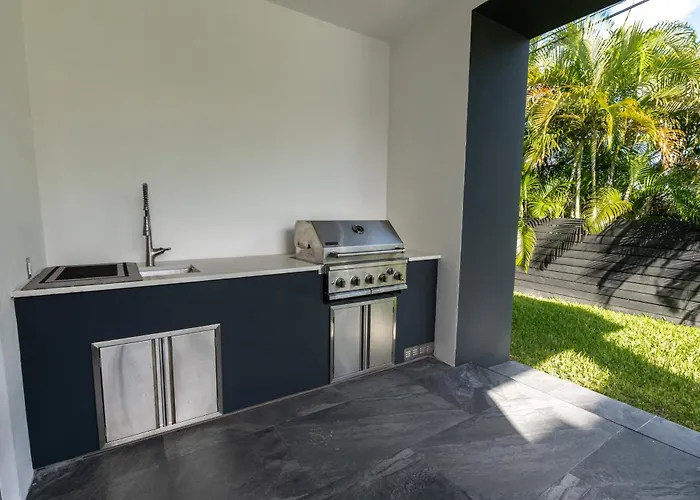 New Construction, Built-In Bbq, 3 Miles To Beaches
