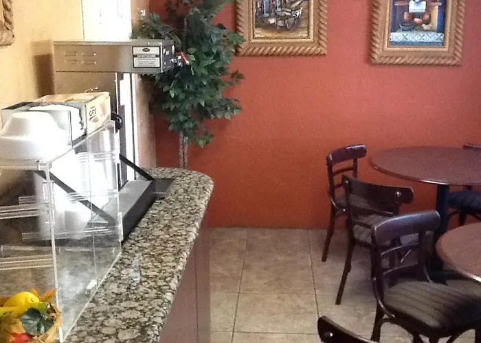America\'S Best Inn & Suites Fort Lauderdale North