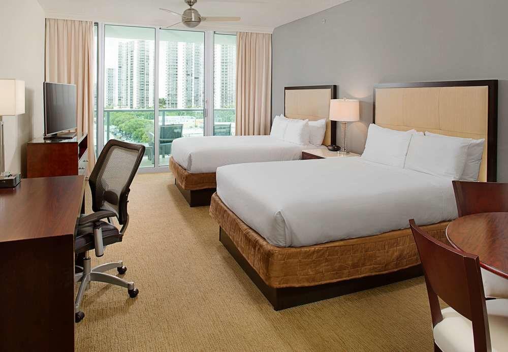 Hotel By Marriott Lauderdale Intracoastal