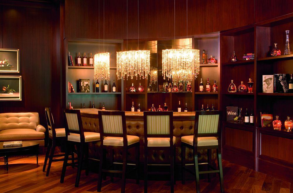 The Ritz-carlton, Lauderdale Hotel
