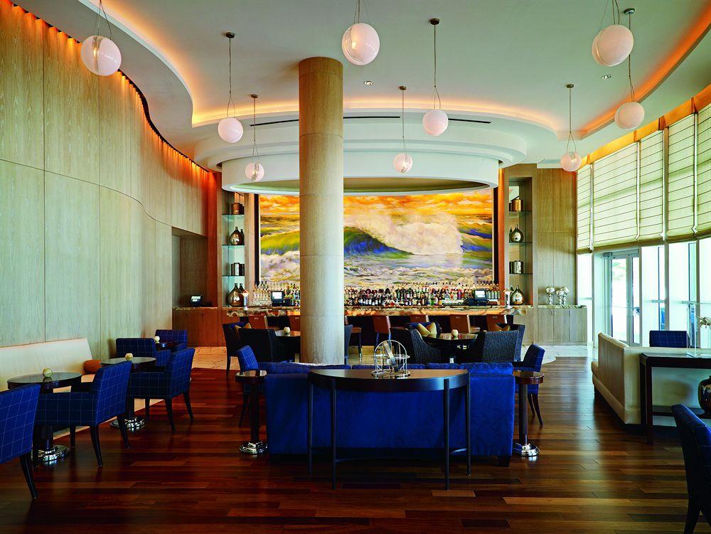 The Ritz-carlton, Lauderdale Hotel