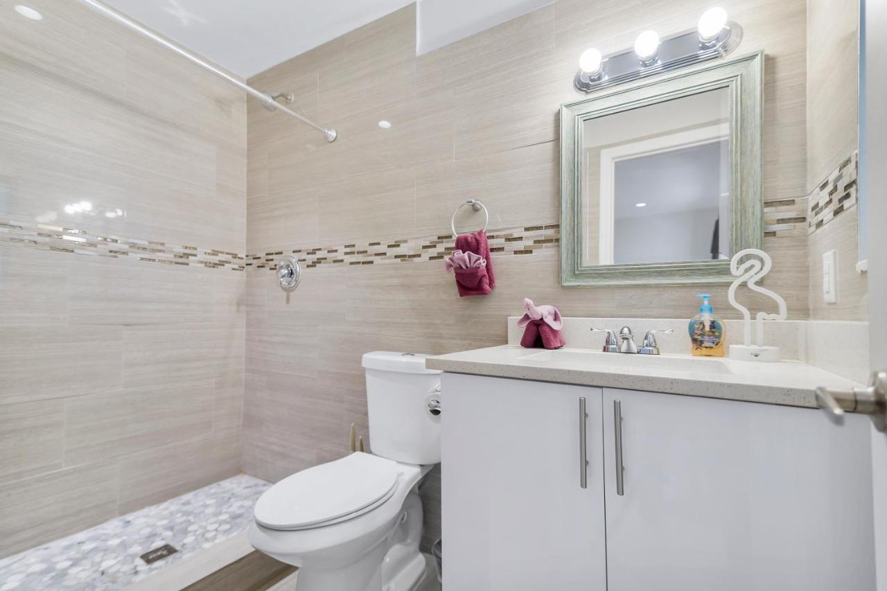 Alani Bay Aparthotel 4*