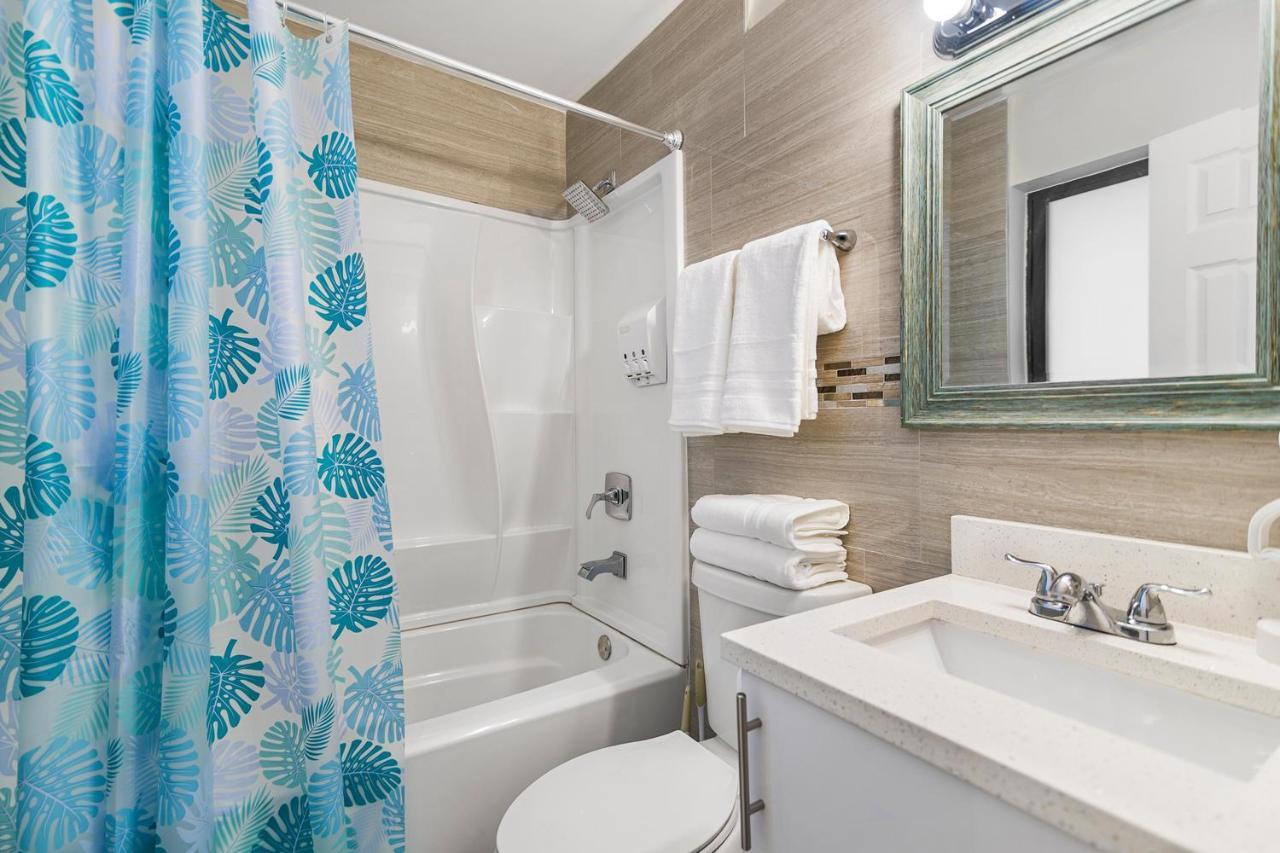 Alani Bay Aparthotel 4*