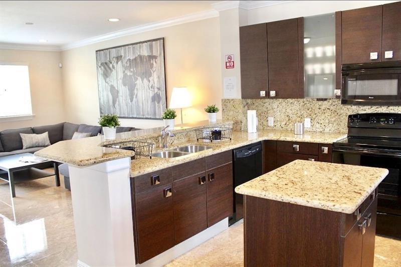 New 4 Bedroom House Close To Everything In Fll#320