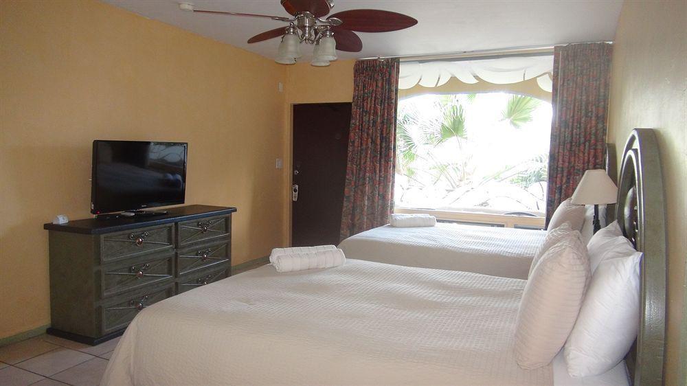 Hotel Tropi Rock