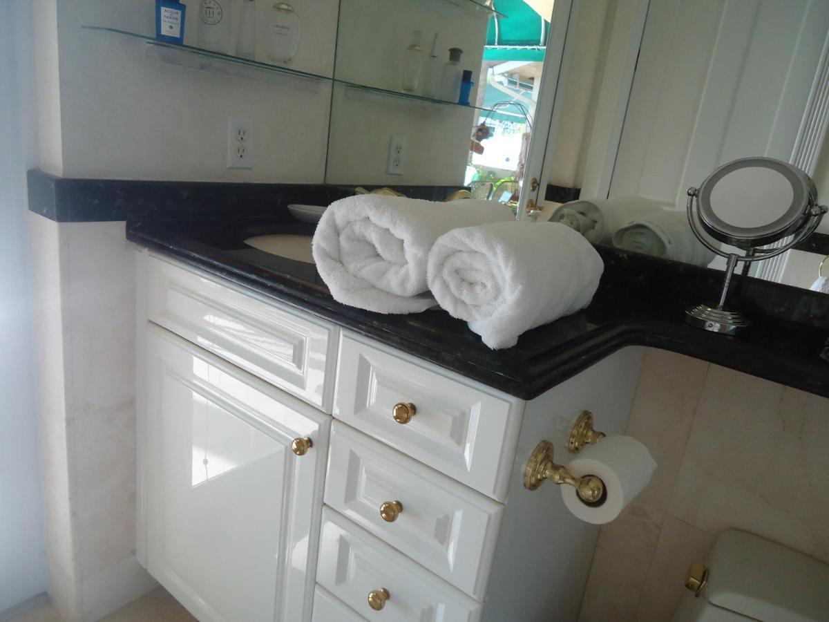 Bed & Breakfast Riviera Olas *
