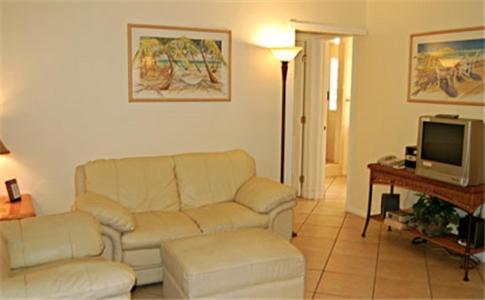 Hotel Worthington All Male 3*