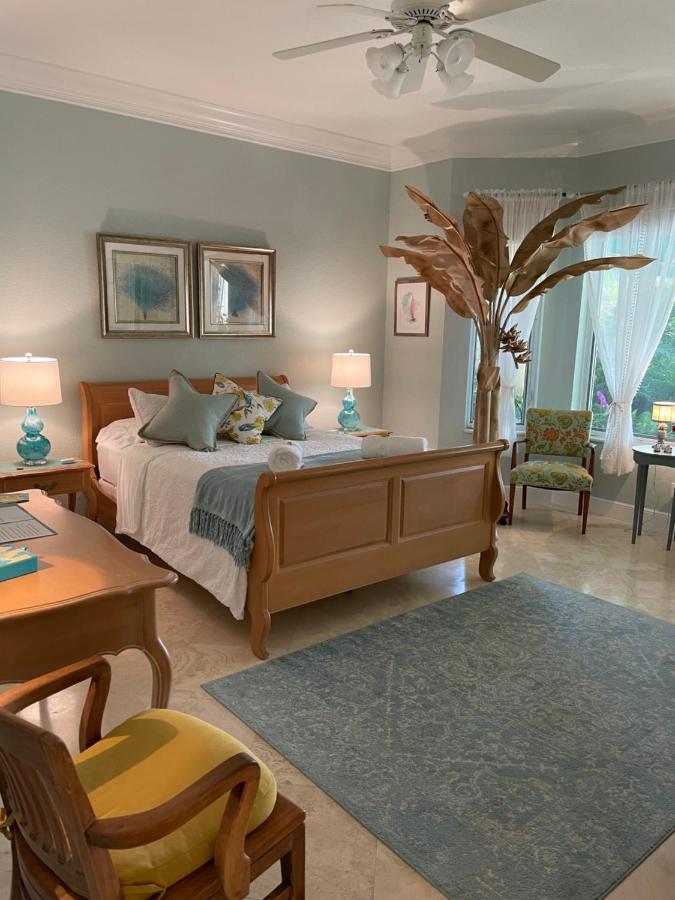 Bed & Breakfast Riviera Olas Fort Lauderdale