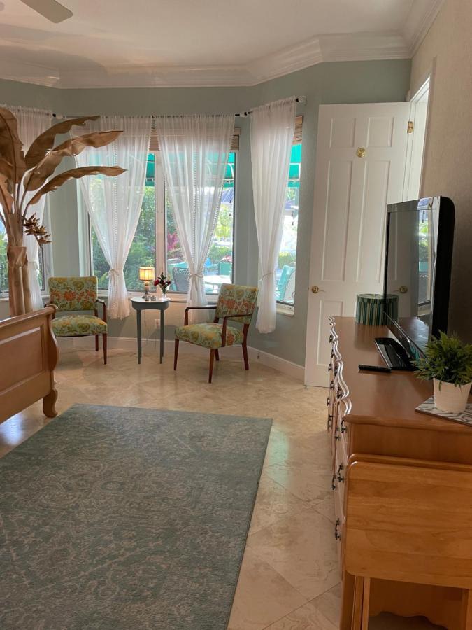 Riviera Olas Bed & Breakfast Fort Lauderdale