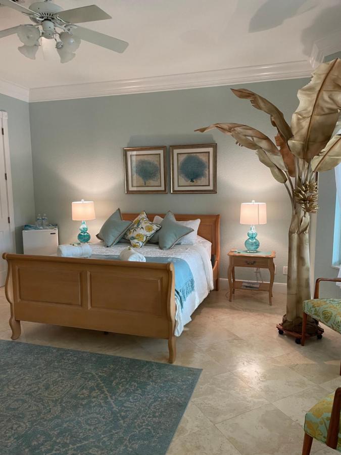 Bed & Breakfast Riviera Olas Fort Lauderdale